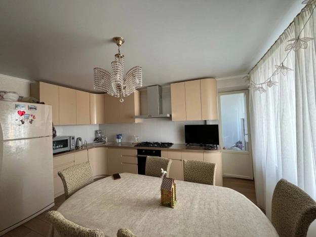 Купить трехкомнатную квартиру на вторичке на улице Суворова в Пензе. Вариант № 5478767, 7, площадь - квм, цена 12980000 рублей