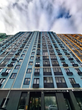 Купить квартиру в Москве. Вариант № 8061809, 30, площадь - квм, цена 15000000 рублей