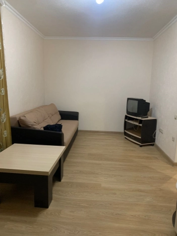 Купить однокомнатную квартиру в районе Октябрьский в Ростове-на-Дону. Вариант № 9205625, 0, площадь -  квм, цена 4300000 рублей