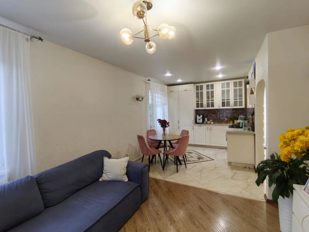 Купить дом в Калуге. Вариант № 12935, 6, площадь -  квм, цена 8997000 рублей