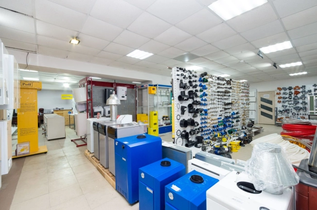 Купить коммерческую недвижимость в Тобольске. Вариант № 1556, 19, площадь -  квм, цена 39000000 рублей