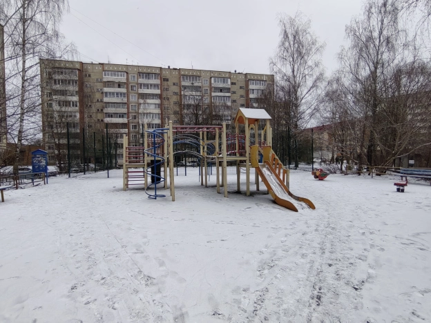 Купить двухкомнатную квартиру на улице Школьная в Калужской области. Вариант № 21610, 17, площадь -  квм, цена 4395000 рублей