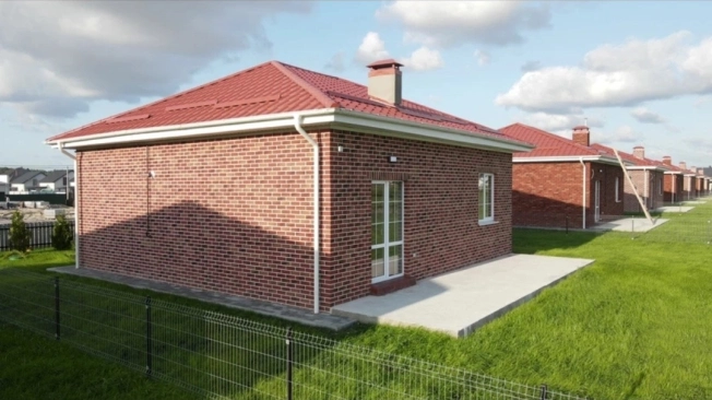 Купить дом на улице Средний переулок в Калининграде. Вариант № 46682, 4, площадь -  квм, цена 14500000 рублей