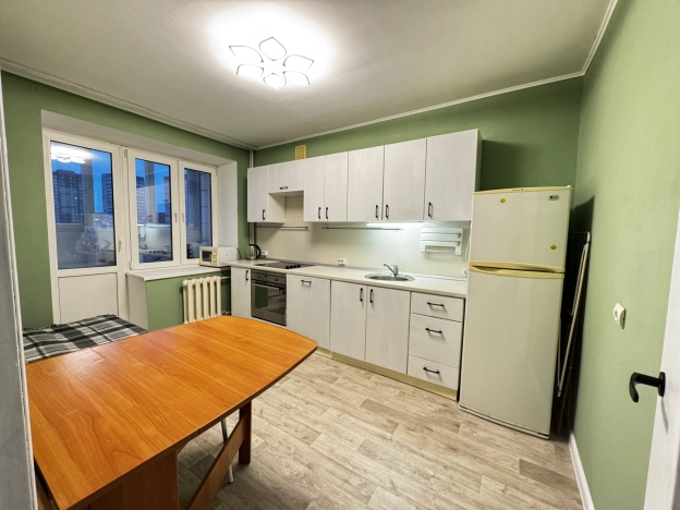 Купить квартиру на вторичке в Уфе. Вариант № 8953089, 1, площадь -  квм, цена 7695000 рублей