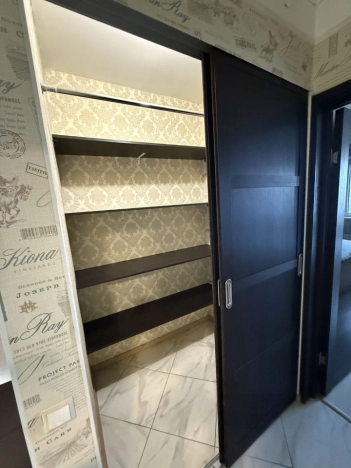 Купить квартиру в Москве. Вариант № 8830283, 8, площадь -  квм, цена 15400000 рублей