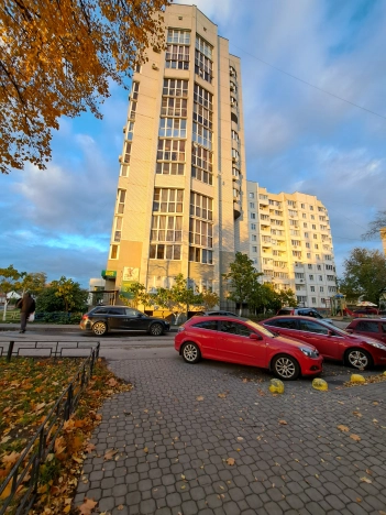 Купить однокомнатную квартиру в районе Ленинский в Воронеже. Вариант № 39384, 2, площадь -  квм, цена 7580000 рублей