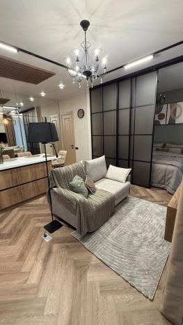 Купить квартиру в Москве. Вариант № 10625358, 14, площадь -  квм, цена 50000000 рублей