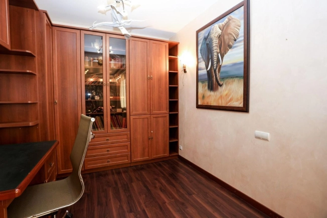 Купить квартиру в Москве. Вариант № 10019555, 7, площадь -  квм, цена 41900000 рублей