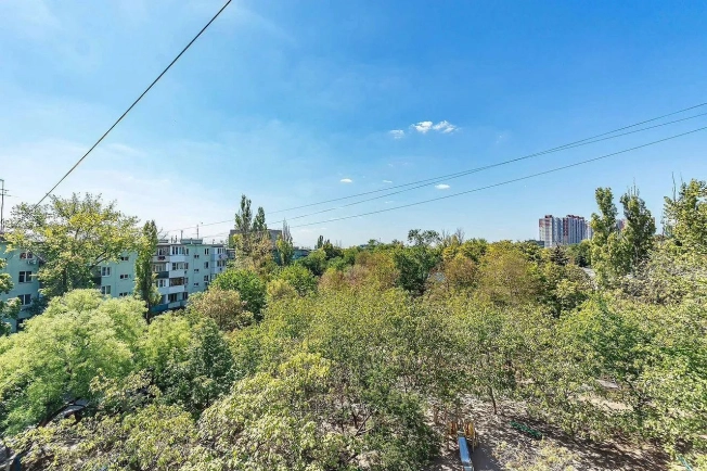 Купить двухкомнатную квартиру в Ростовской области. Вариант № 9707646, 14, площадь -  квм, цена 4600000 рублей