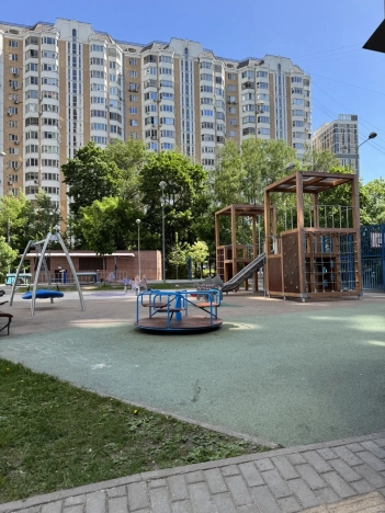 Купить квартиру в районе Левобережный в Москве. Вариант № 46374, 28, площадь - квм, цена 35000000.0000 рублей