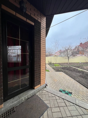 Купить дом в Строителе. Вариант № 10947632, 14, площадь -  квм, цена 19000000 рублей