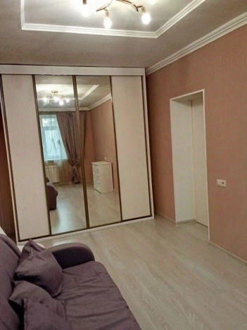 Купить квартиру в Москве. Вариант № 9892432, 2, площадь -  квм, цена 11000000 рублей