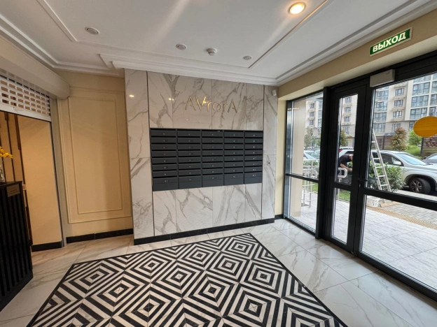 Купить квартиру на улице Дзержинского в Краснодаре. Вариант № 2119732, 11, площадь -  квм, цена 12000000 рублей