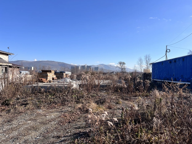 Купить земельный участок в Южно-Сахалинске. Вариант № 10462448, 2, площадь -  квм, цена 6120000 рублей