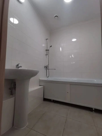 Купить квартиру в Москве. Вариант № 9112368, 6, площадь -  квм, цена 24800000 рублей