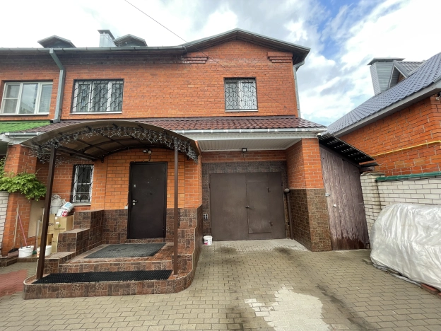 Купить дом в Воронеже. Вариант № 44262, 0, площадь -  квм, цена 18900000 рублей