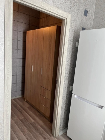 Купить однокомнатную квартиру у метро площадь Карла Маркса в Новосибирске. Вариант № 8332940, 7, площадь -  квм, цена 4050000 рублей