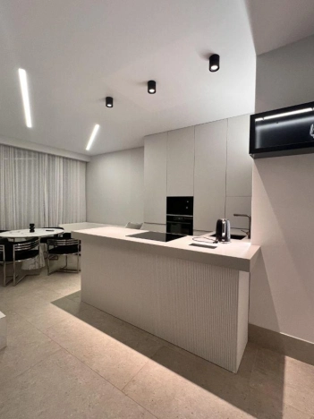 Купить квартиру в Москве. Вариант № 9238134, 27, площадь - квм, цена 50000000 рублей