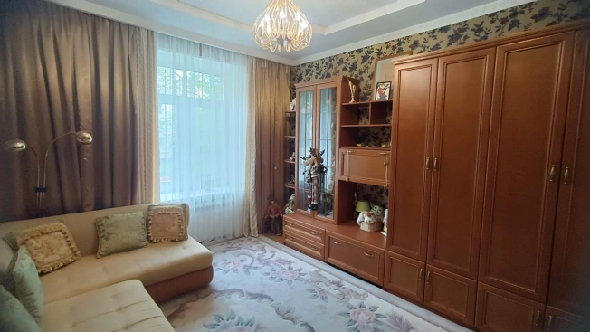 Купить квартиру в Москве. Вариант № 42762, 4, площадь - квм, цена 27500000.0000 рублей