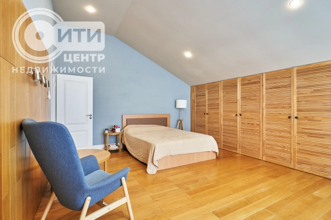 Купить дом в Воронеже. Вариант № 12556, 23, площадь -  квм, цена 26000000 рублей