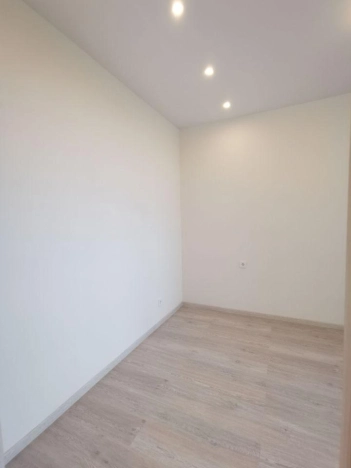 Купить трехкомнатную квартиру в Новосибирской области. Вариант № 8035709, 2, площадь -  квм, цена 8724000 рублей