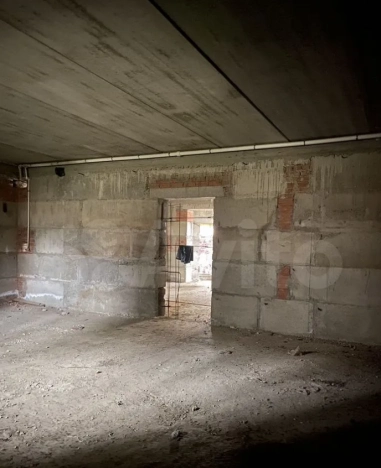 Купить коммерческую недвижимость в Элисте. Вариант № 39054, 0, площадь -  квм, цена 3300000 рублей