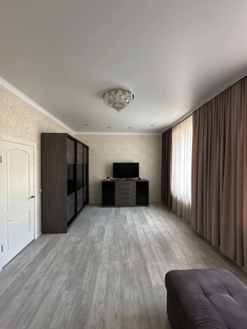 Купить квартиру в Тобольске. Вариант № 5922350, 13, площадь -  квм, цена 10000000 рублей