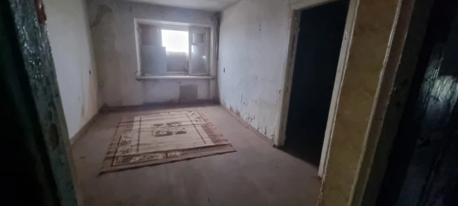 Купить двухкомнатную квартиру на вторичке в Республике Калмыкия. Вариант № 18993, 3, площадь -  квм, цена 550000 рублей