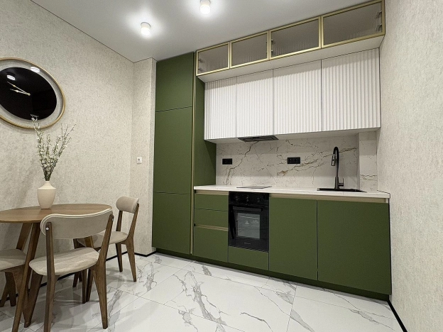 Купить однокомнатную квартиру в районе Кировский в Ростове-на-Дону. Вариант № 6726503, 6, площадь -  квм, цена 10350000 рублей