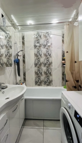 Купить квартиру на улице Комарова в Улан-Удэ. Вариант № 4131879, 6, площадь -  квм, цена 7790000 рублей