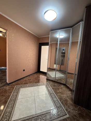 . Вариант № 3435832, 18, площадь - 81 квм, цена 9400000 рублей