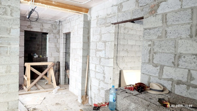 Купить дом на улице Октябрьская в Тюменской области. Вариант № 29565, 9, площадь -  квм, цена 2650000 рублей