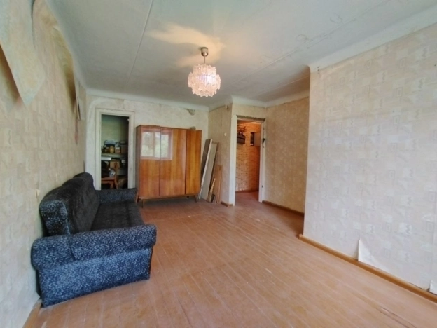 Купить однокомнатную квартиру в Иванове. Вариант № 2550969, 4, площадь -  квм, цена 2650000 рублей