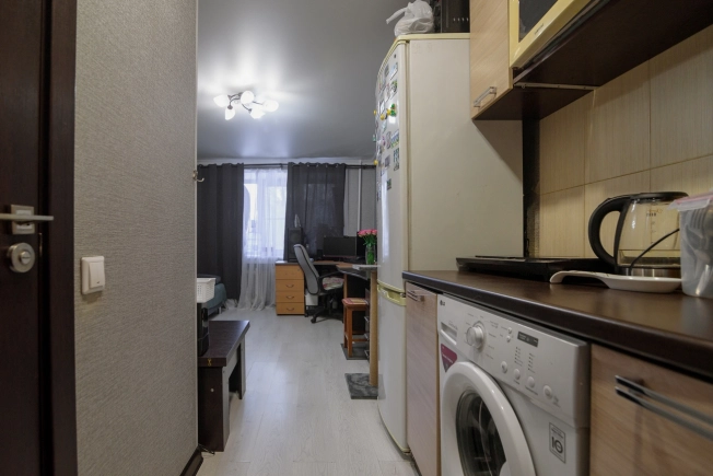 Купить Студию в Новосибирской области. Вариант № 9920842, 6, площадь -  квм, цена 2700000 рублей