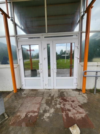 Купить торговые помещения в Сыктывкаре. Вариант № 2479458, 5, площадь -  квм, цена 2150000 рублей