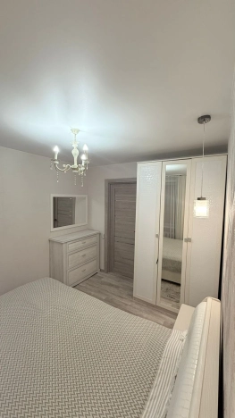 Купить трехкомнатную квартиру в Микрорайоне 8-й, Элиста в Элисте. Вариант № 8869992, 13, площадь -  квм, цена 6400000 рублей