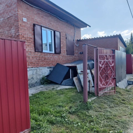 Купить дом в Новосибирске. Вариант № 9509411, 8, площадь -  квм, цена 3700000 рублей