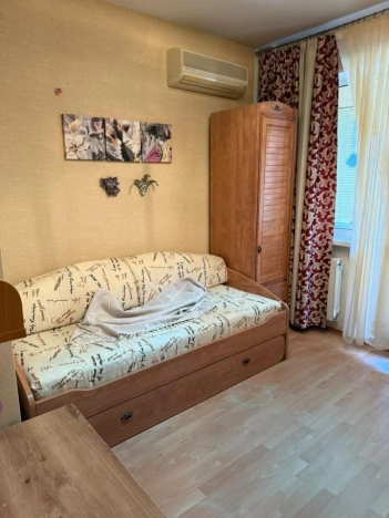 Купить комнату в Москве. Вариант № 6732664, 2, площадь -  квм, цена 7700000 рублей