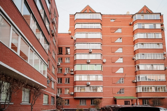 Купить трехкомнатную квартиру в Омске. Вариант № 8417924, 27, площадь -  квм, цена 18950000 рублей