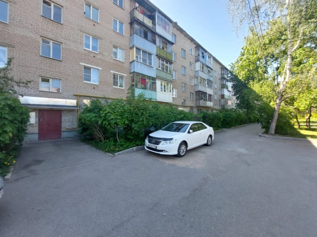 Купить трехкомнатную квартиру в Пушкине. Вариант № 7000, 0, площадь -  квм, цена 6000000 рублей