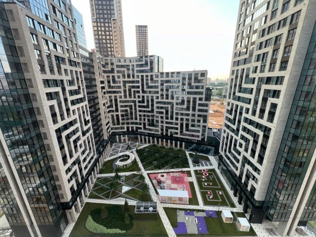 Купить квартиру в Москве. Вариант № 3205333, 25, площадь - квм, цена 64400000.0000 рублей