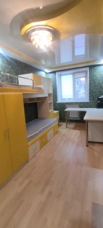 Купить трехкомнатную квартиру на улице Пионерская в Вологде. Вариант № 5543, 9, площадь -  квм, цена 4000000 рублей