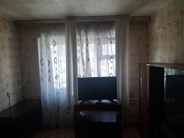 Купить двухкомнатную квартиру в Иркутской области. Вариант № 9483429, 3, площадь -  квм, цена 2960000 рублей