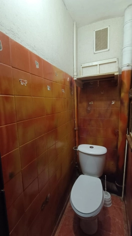 Купить трехкомнатную квартиру в Ростовской области. Вариант № 2823943, 9, площадь -  квм, цена 4730000 рублей