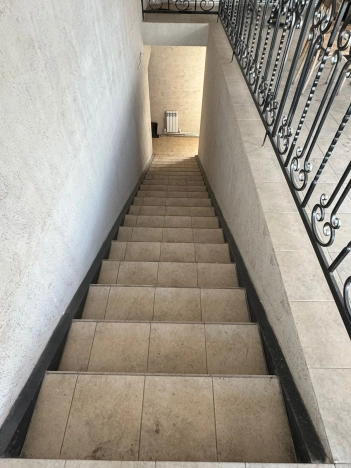 Купить коммерческую недвижимость в Белебее. Вариант № 15487, 13, площадь -  квм, цена 19000000 рублей