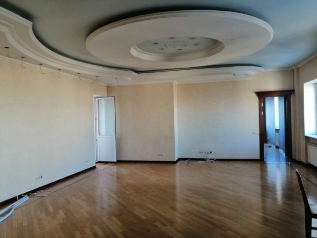 Купить квартиру в ЮЗАО в Москве. Вариант № 7155, 0, площадь -  квм, цена 75000000.0000 рублей
