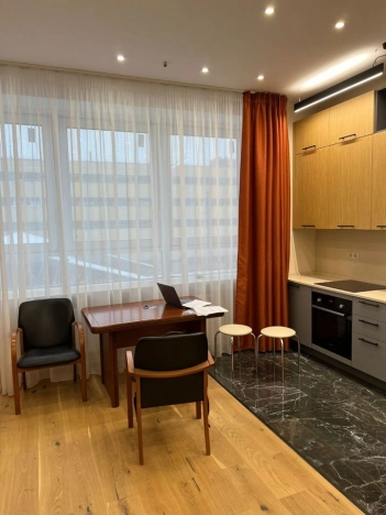 Купить квартиру в Москве. Вариант № 9687332, 1, площадь -  квм, цена 17990000 рублей