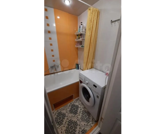 Купить трехкомнатную квартиру на вторичке в Микрорайоне 8-й, Элиста в Элисте. Вариант № 14035, 7, площадь -  квм, цена 7000000 рублей