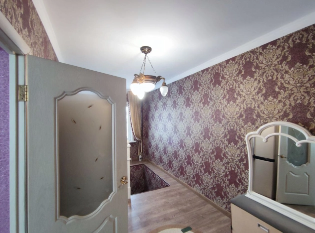 Купить дом на улице Административная в Иркутской области. Вариант № 7845276, 4, площадь -  квм, цена 9500000 рублей