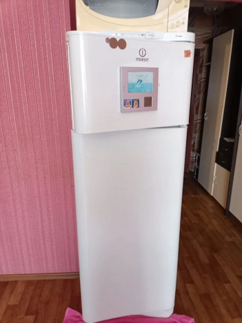 Купить однокомнатную квартиру в Новосибирской области. Вариант № 8332802, 4, площадь -  квм, цена 3190000 рублей